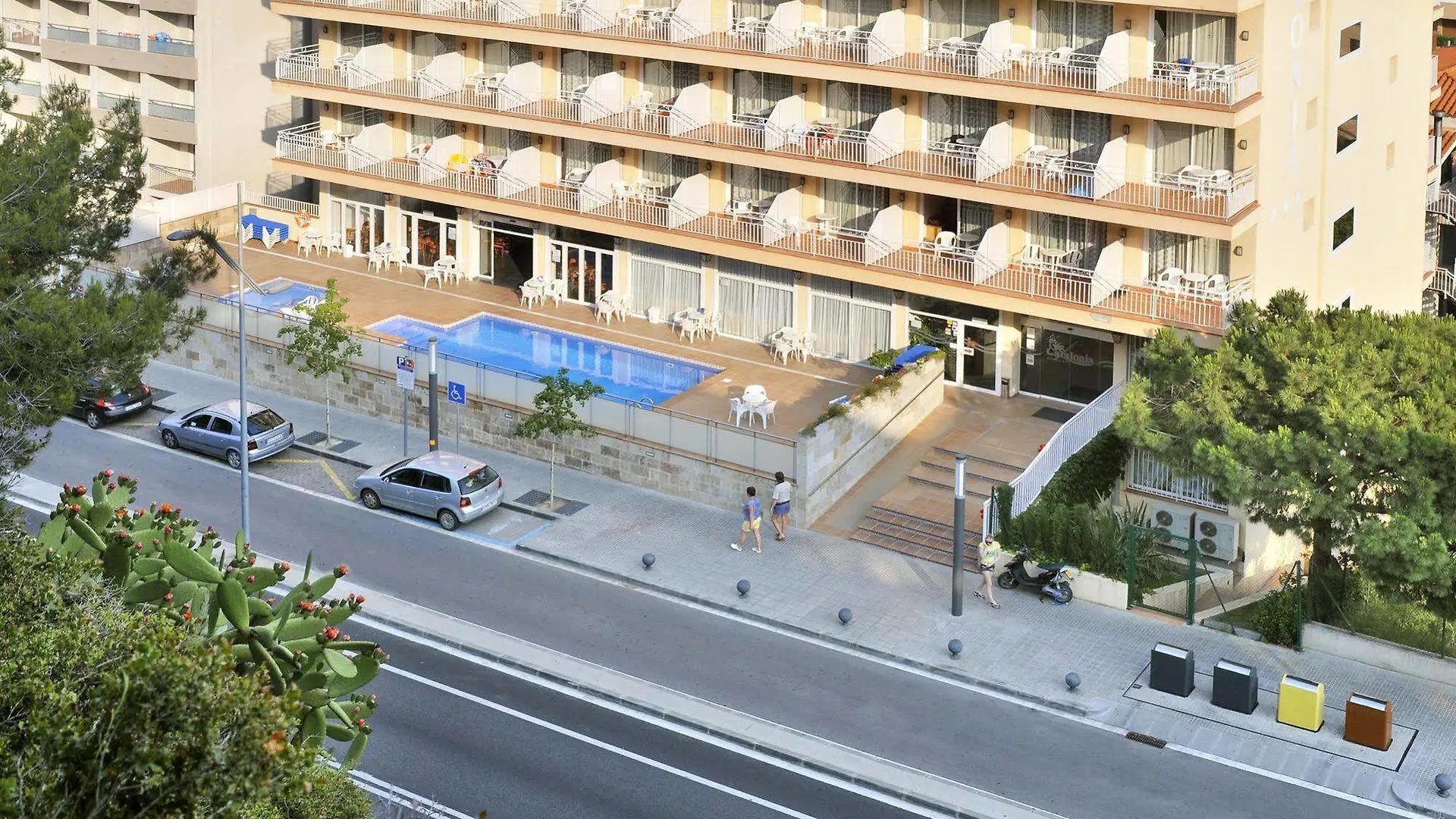 Hotel Catalonia Calella